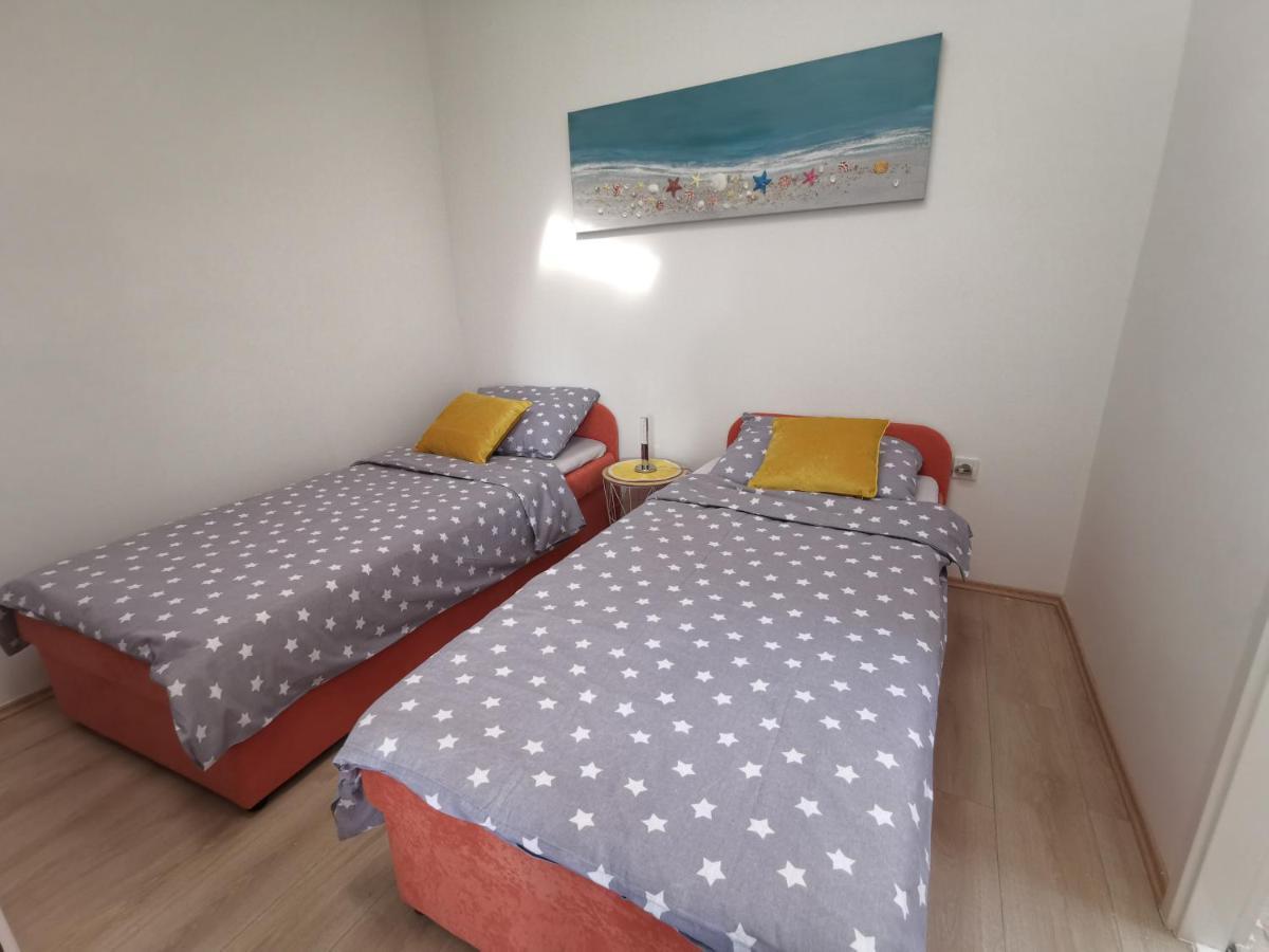 Apartmani Koin Medulin Exterior photo